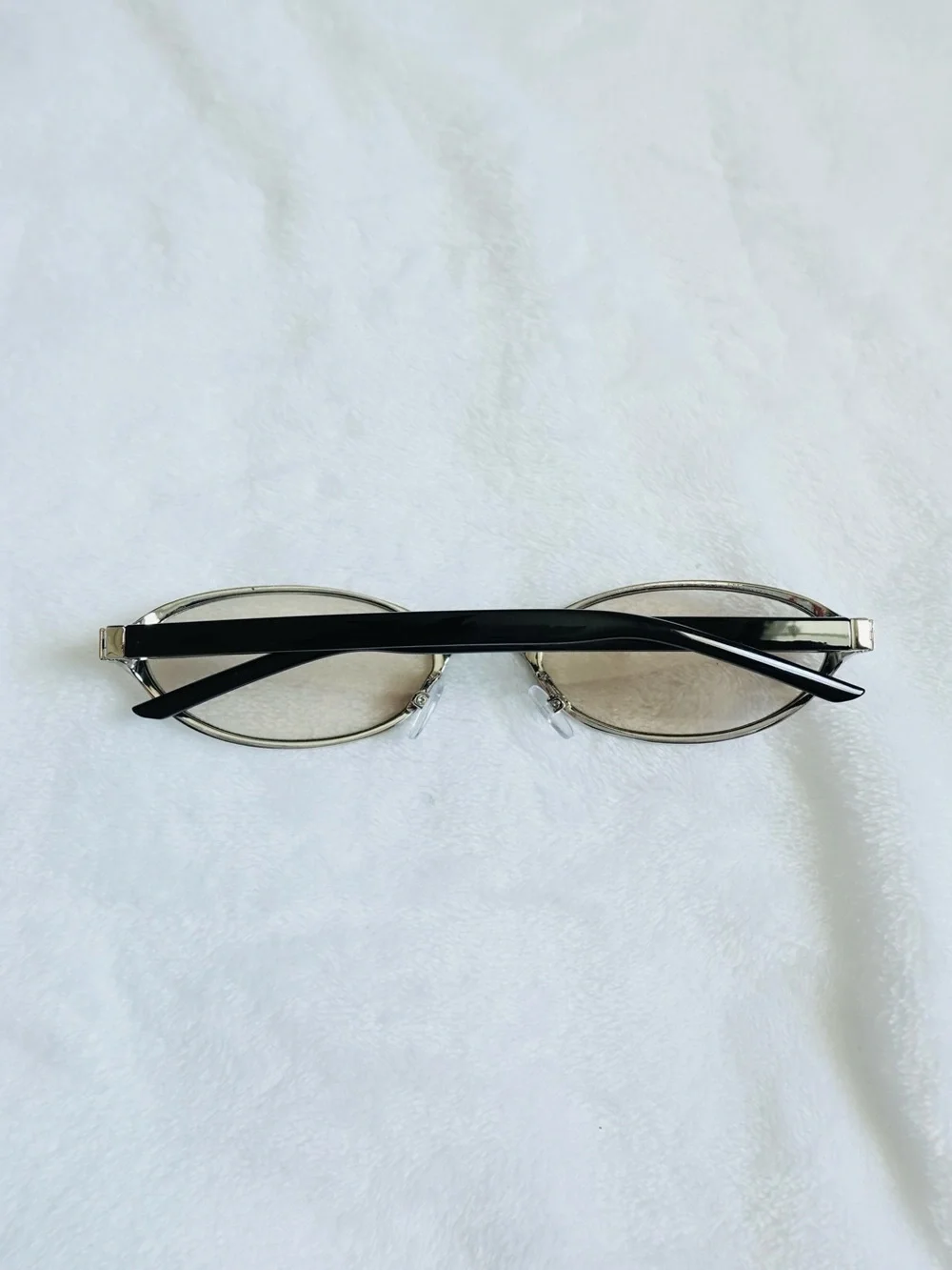 Retro Small Oval Sunglasses Vintage 90s Narrow Metal Frame Trendy Shades